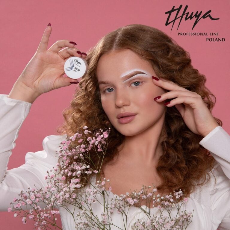 biała pasta thuya