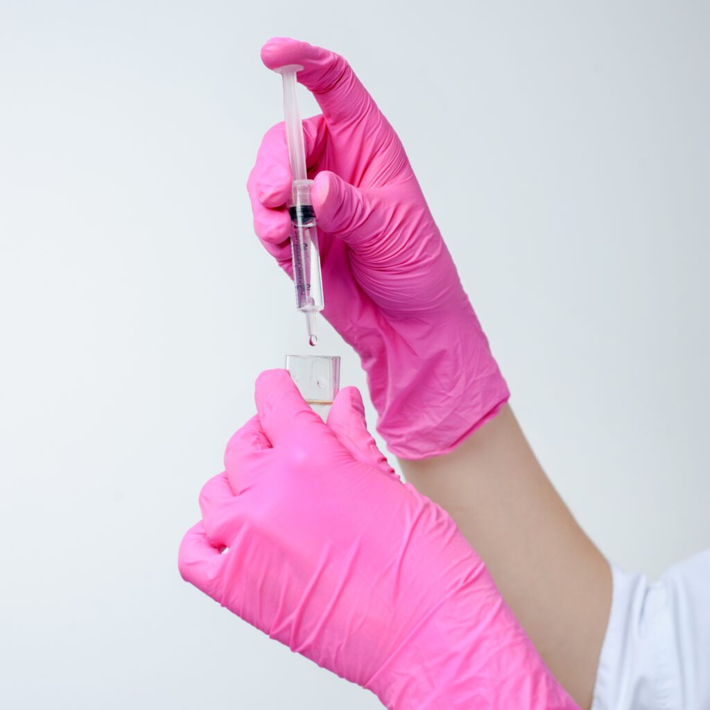 Różowe rękawiczki S nitrylowe Nitrylex Magenta - Pimp My Lashes